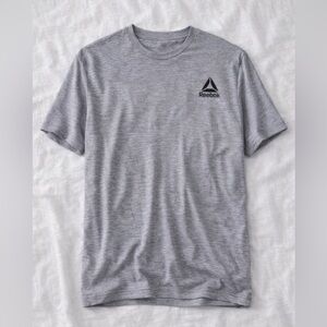 Reebok Quick Dry Athletic T Shirt Mens M Gray Performance Gym Tee NWOT